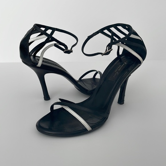 [kenneth cole new york] strappy caged heels - Picture 1 of 10